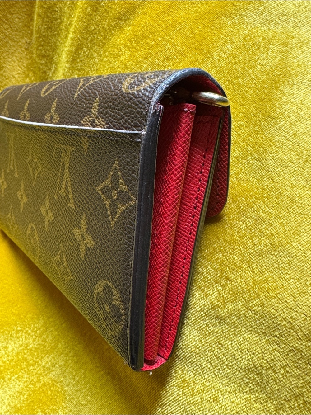 Sarah Wallet

$775.00
One of Louis Vuitton's classic models. - Picture 9 of 16